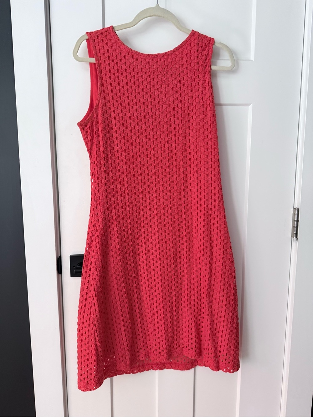 Sharagano Sleeveless Crochet Midi Dress in Coral pink/red 12